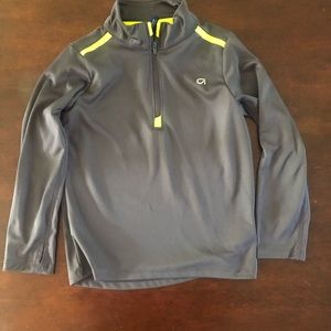 Gap boys athletic top XS